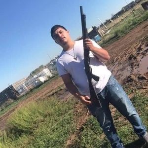 Meet your Posher, Diego